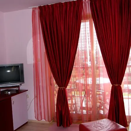 Family Stoyan 2* Tsigov Chark