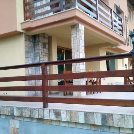 Family Stoyan Guest house 2*